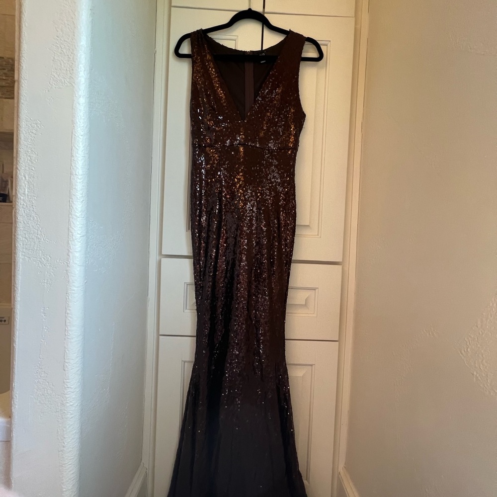 9/10 BROWN SEQUIN FLOORLENGTH HOMECOMING OCCASION DRESS